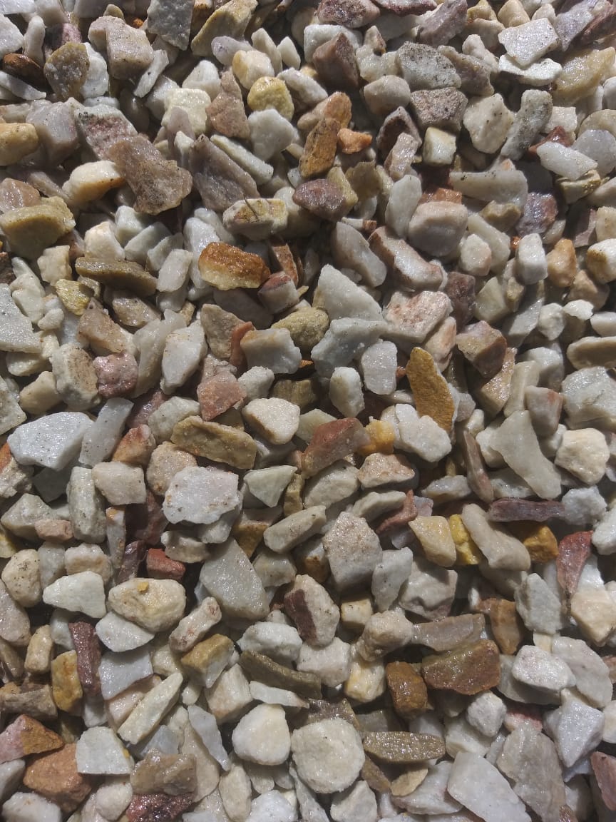 13MM Cream Stone Gravel - 8 Tons